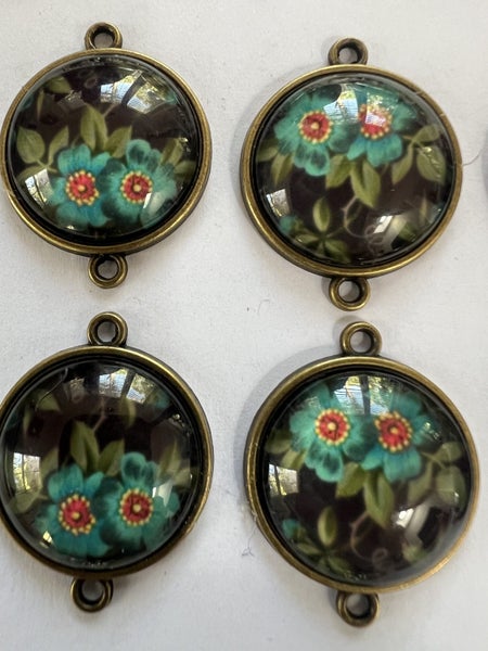 Alice in wonderland + forget me not Pendants Carousel 2