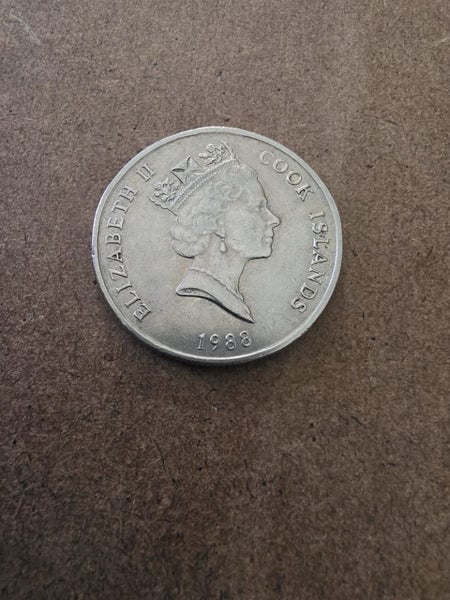 COOK ISLANDS 50 cent coin x1 year 1988 Carousel 2