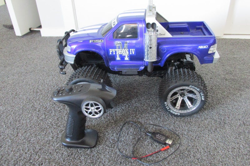 RC Monster Truck Carousel 6