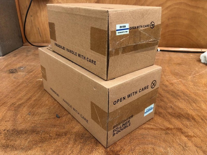 Drake Collectables Kenworth T909 with 6 axle B train Carousel 8