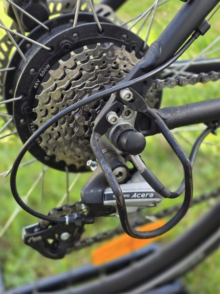 Magnum Peak 27.5 E-Bike (48V) - Only 557km! - Commuter/Trail Ready64728396129027114