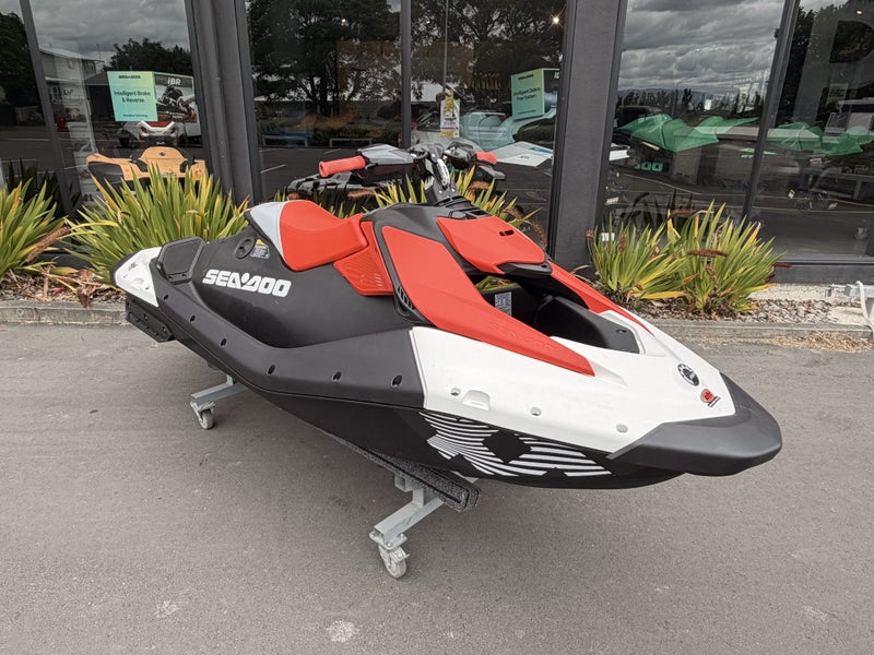 2025 Sea-Doo Spark TRIXX 1UP - SAVE $150064729095504131110