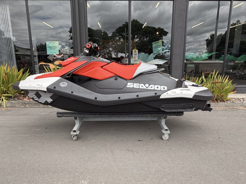 2025 Sea-Doo Spark TRIXX 1UP - SAVE $150064729095504131112