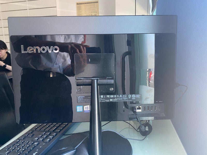 LENOVO ALL IN ONE Computer Carousel 1