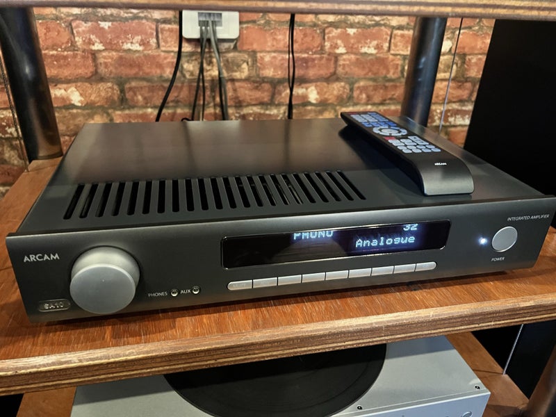 ARCAM - Integrated Amplifier SA10 Carousel 2