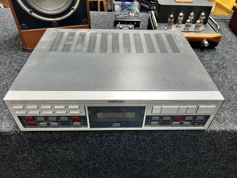 Vintage Revox Cd Player B255 Carousel 2