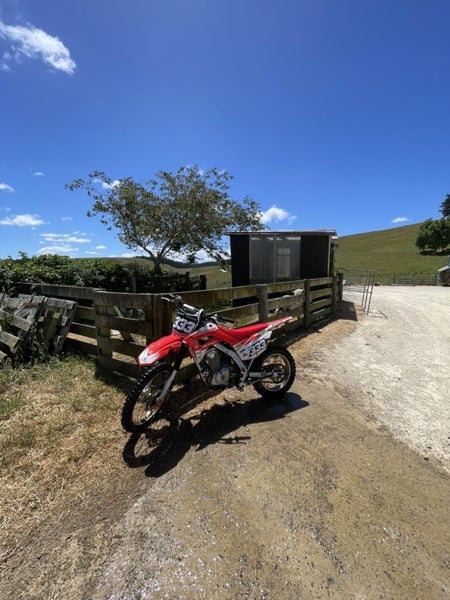 Honda CRF F 202064730480025729111