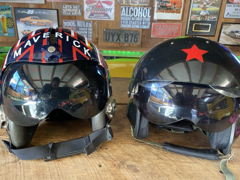 Topgun maverick helmet Carousel 5