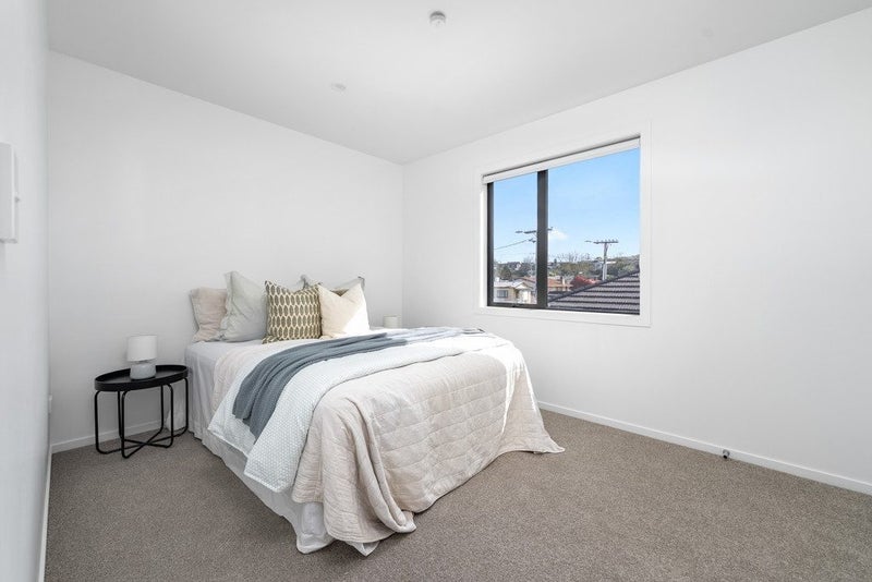 Hillcrest, 2 bedrooms64734377694849113