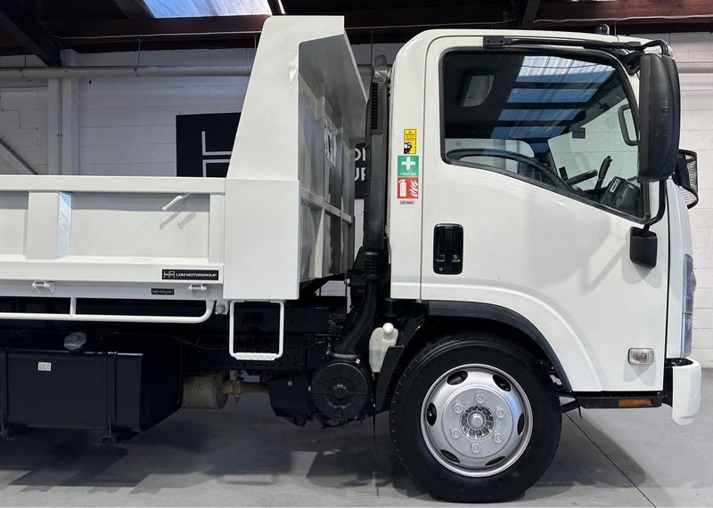 2017 Isuzu N Series NQR500 TIPPER64734989718403112