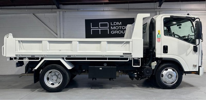 2017 Isuzu N Series NQR500 TIPPER64734989718403113