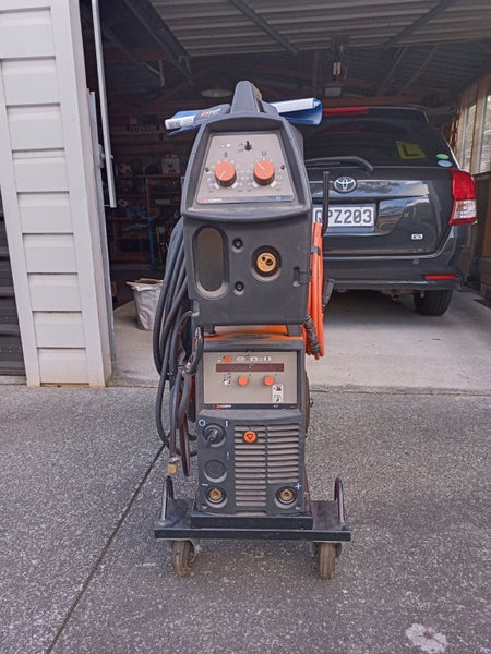 KEMPPI Fast Mig MF33 Welding Machine Carousel 2