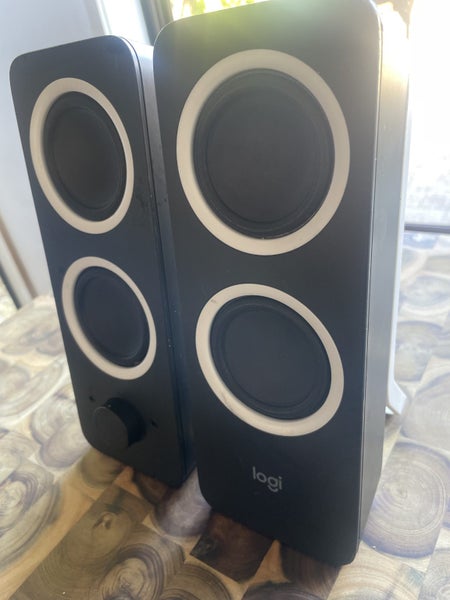 Logi computer speakers Carousel 2