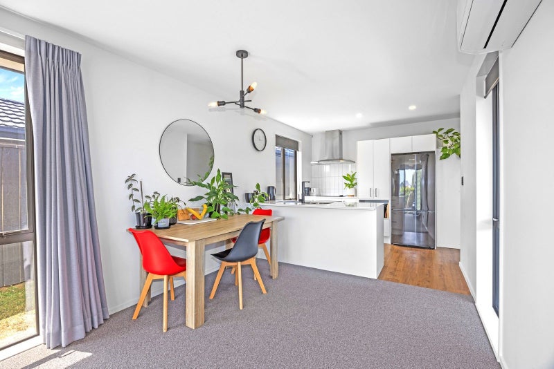 Rolleston, 3 bedrooms64734989799939113