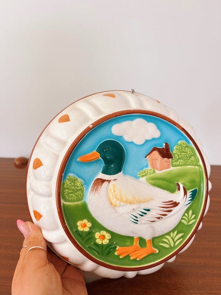 Vintage Gailstyn-Sutton Towle Goose Farm Food Cake Mold Wall Hanging Carousel 2