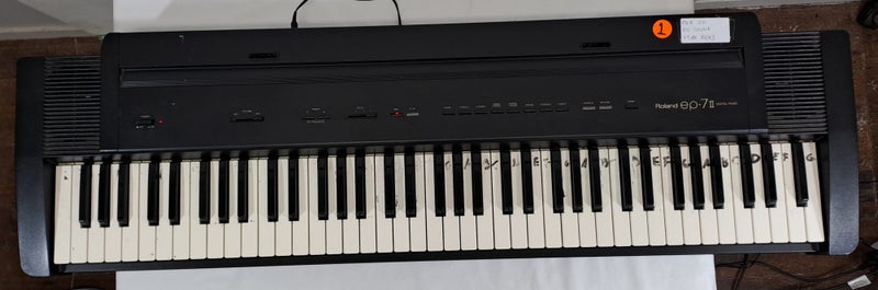 Roland EP-7II Digital Piano (Parts/Repair) (1) Carousel 1
