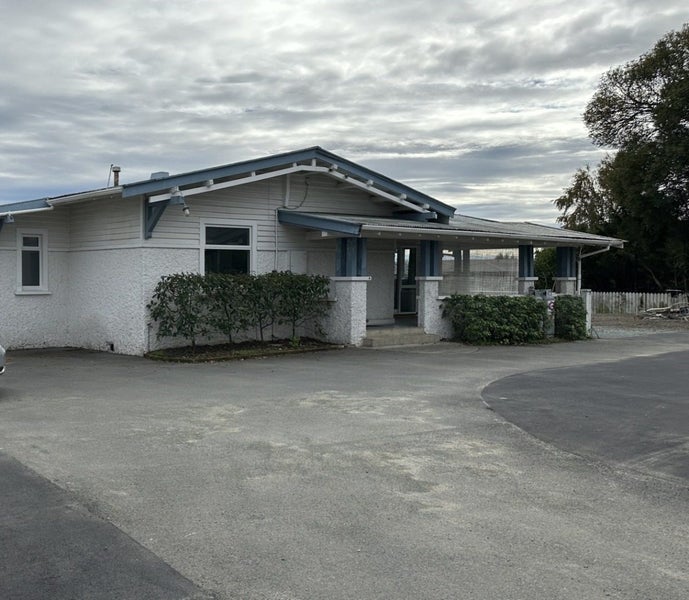 Stoke, 1 bedroom64735887107586110