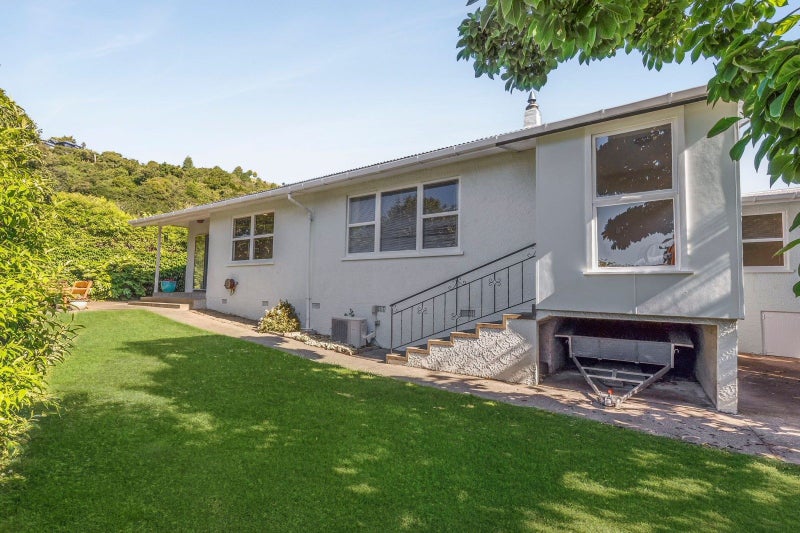 Space, Sun & Endless Potential on 943sqm64735887115649112