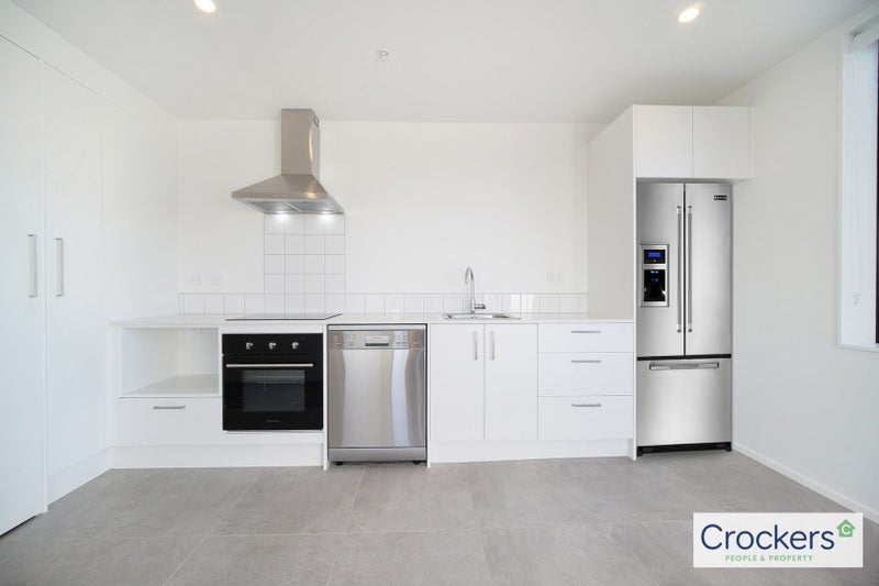 Te Atatu South, 2 bedrooms64736276251266113