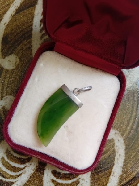 Vintage Silver and Jade tooth Carousel 1