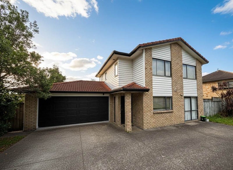 Flat Bush, 4 bedrooms64736688428419110