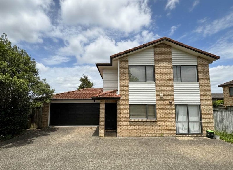 Flat Bush, 4 bedrooms64736688428419111