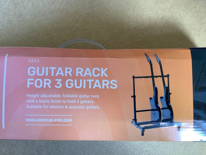 Guitar rack for 3 guitars Carousel 1