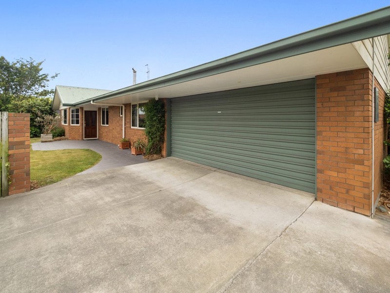 Spacious, Solid, Special64737106888705110