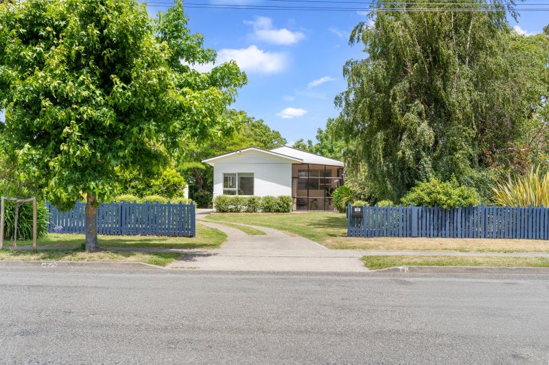 Move in ready on 1,070sqm section64737348628355110