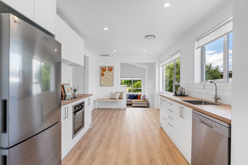 Move in ready on 1,070sqm section64737348628355111