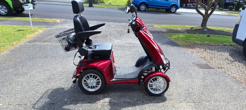 Mobility scooter Carousel 1