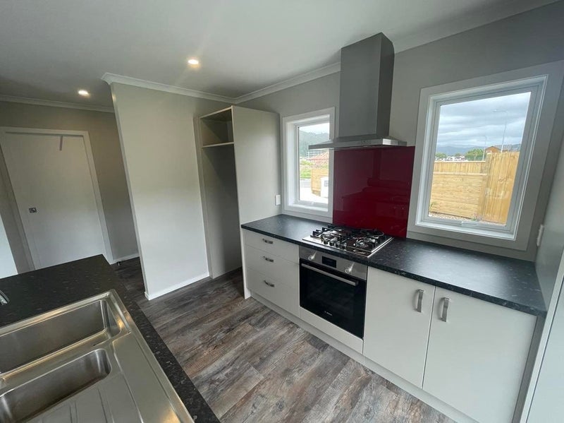 Wainuiomata, 3 bedrooms64737552002433112