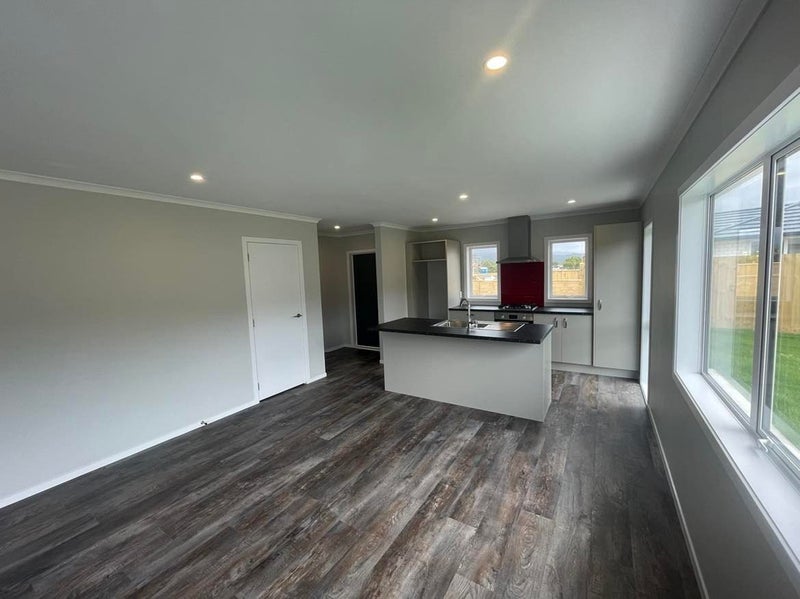 Wainuiomata, 3 bedrooms64737552002433113