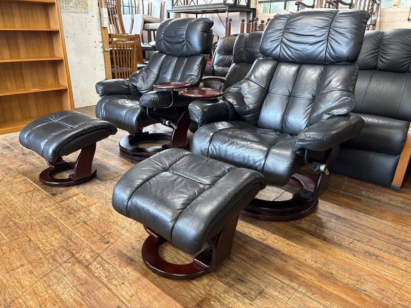 Pair of Regal Full Leather Stress-Free Recliners and Ottomans-Black Leather Carousel 2
