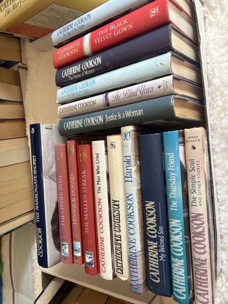 Books sets64836294809603110