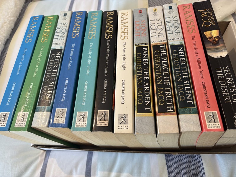 Books sets64836294809603114