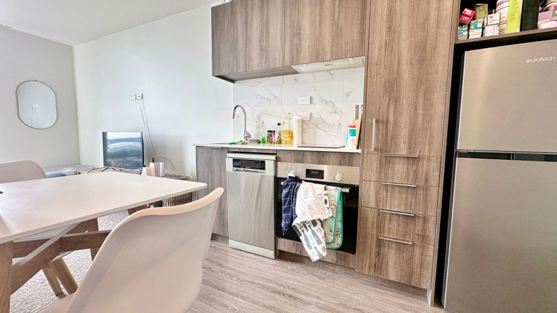 Parnell, Studio64738032316802114