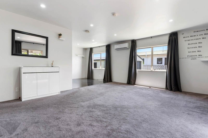 Freehold Gem on 529m² – Must See Opportunity!64738032359041111