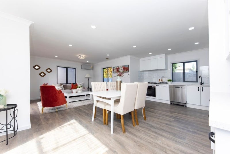 Onehunga, 3 bedrooms64738241797761112