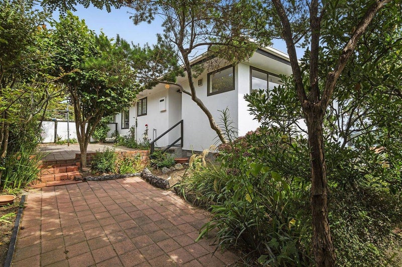 Papakowhai, 2 bedrooms64738333452417111