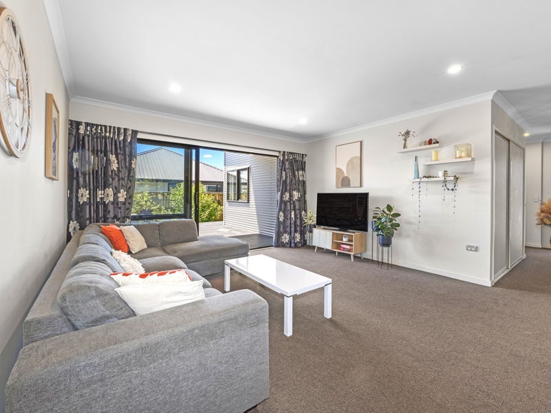 Halswell, 3 bedrooms64738437213570113