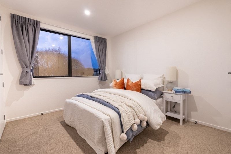 Penrose, 3 bedrooms64738723286531114