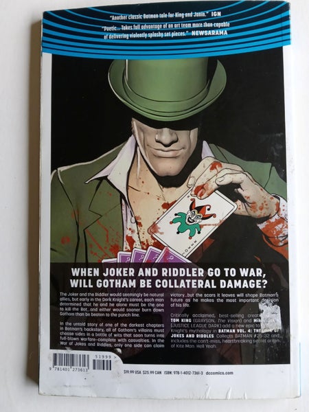 Batman Graphic Novel - The War of Jokes and Riddles Carousel 4