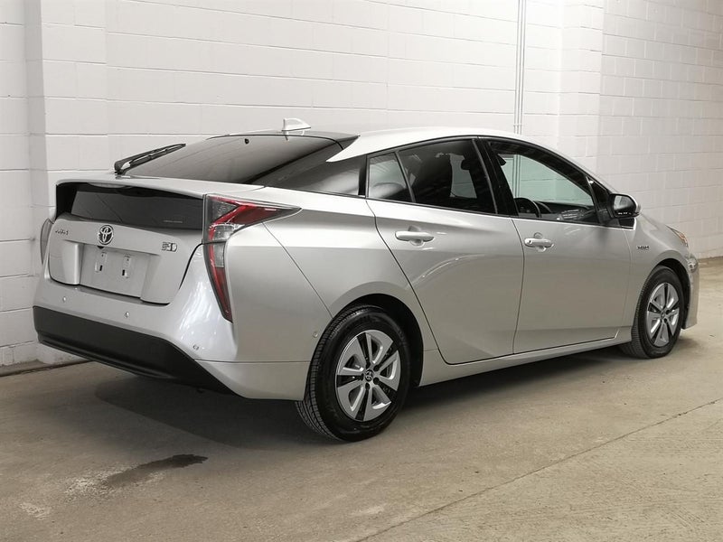 2016 Toyota Prius Newhshape, camchain, nice n tidy64739601457409111