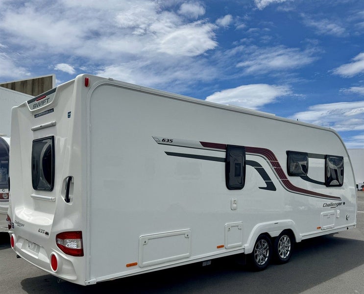 2017 Swift Challenger 635 Rear East West Island...64742635506946114