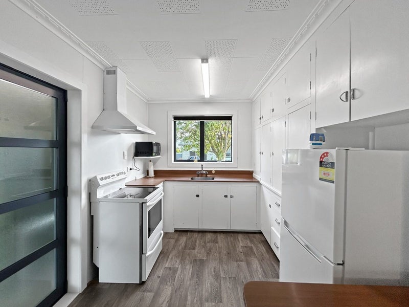 Strathern, 2 bedrooms64744821652227111