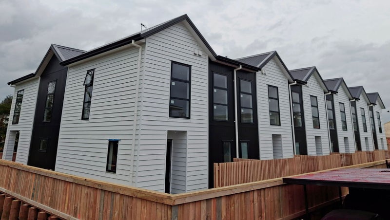 Hamilton East, 3 bedrooms64745035160065111