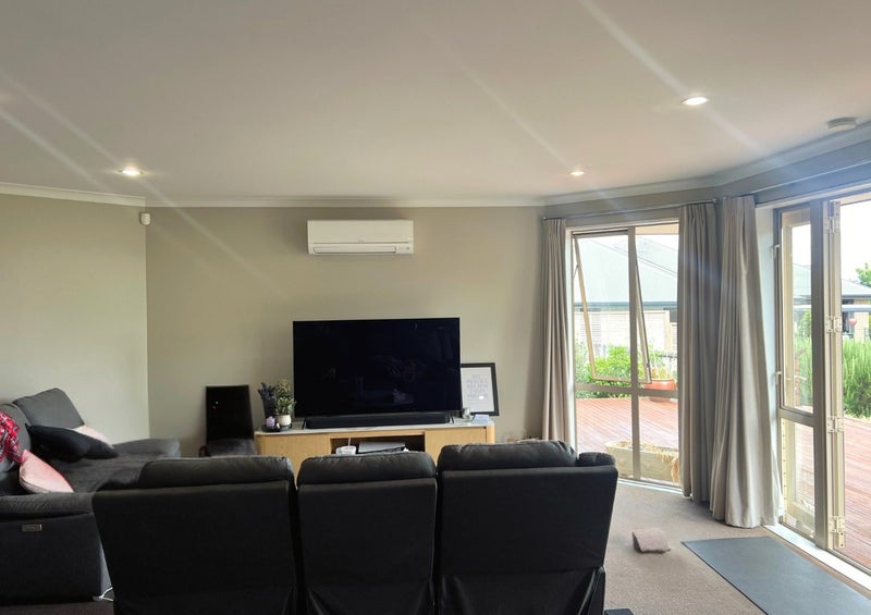 Huntington, 3 bedrooms64745982999299111