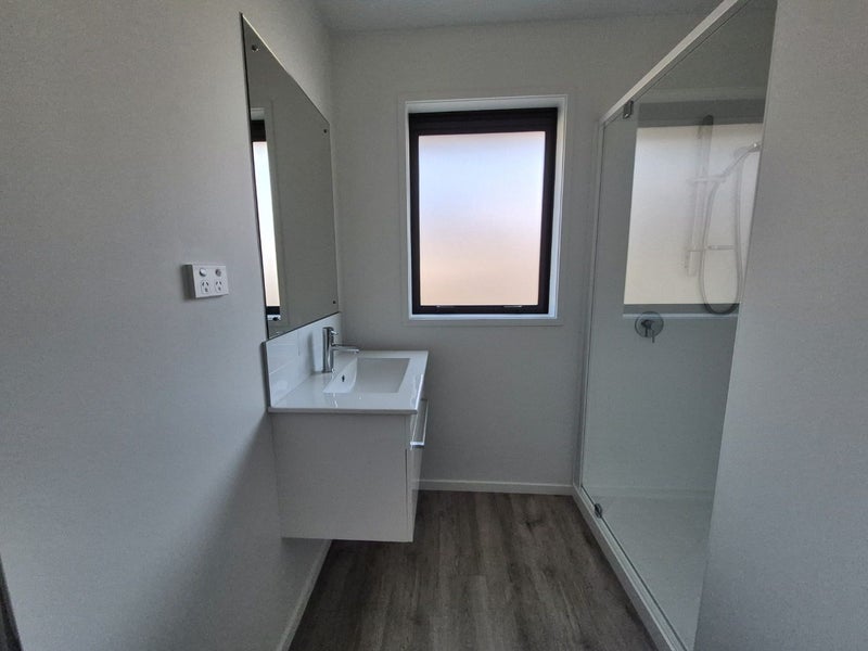 Ravenswood, 3 bedrooms64745983041795114