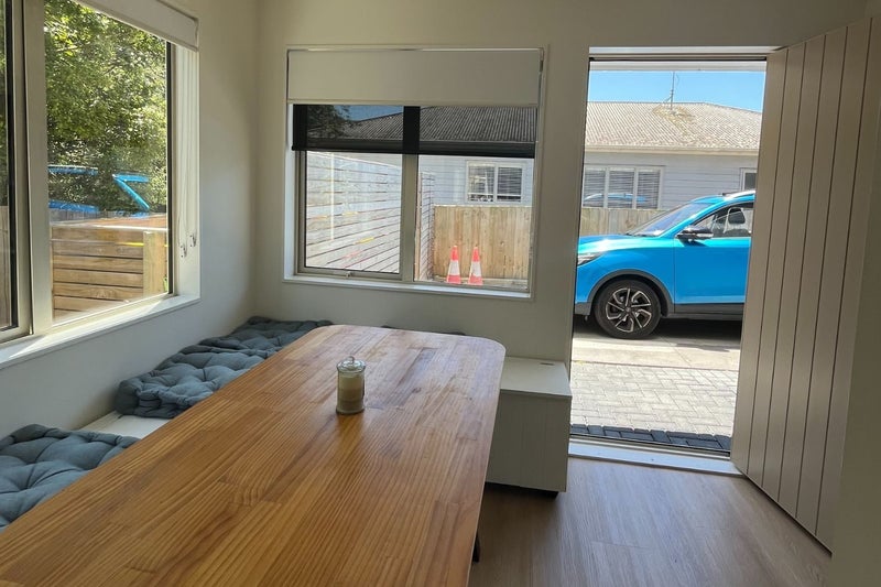 Totara Vale, 2 bedrooms64746094779266112